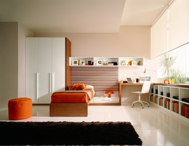 ungdomsrumsdesign modern-design-orange-rand-accent väggplattor