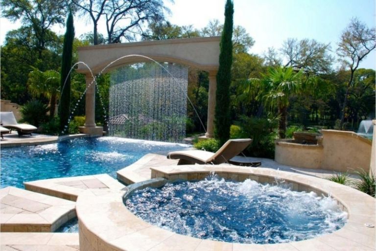 trädgård med pool bubbelpool wellness fontän vattenfall