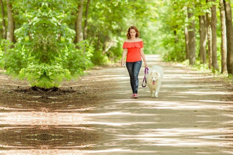En promenad i frisk luft minskar stressen i vardagen