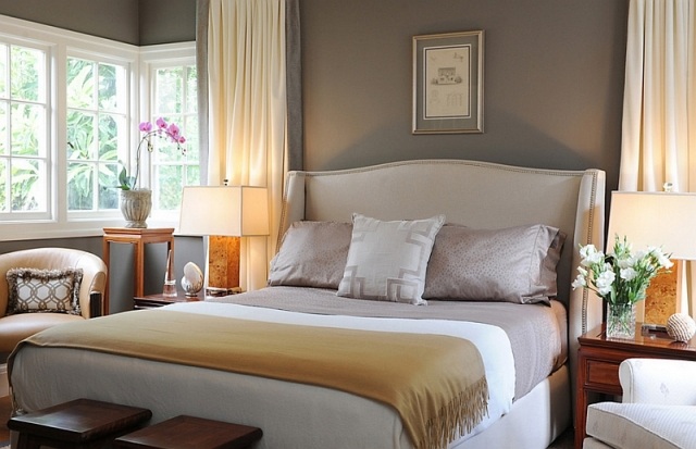 sovrum-textilier-moderna-sängkläder-överkast-grå-senap-gul