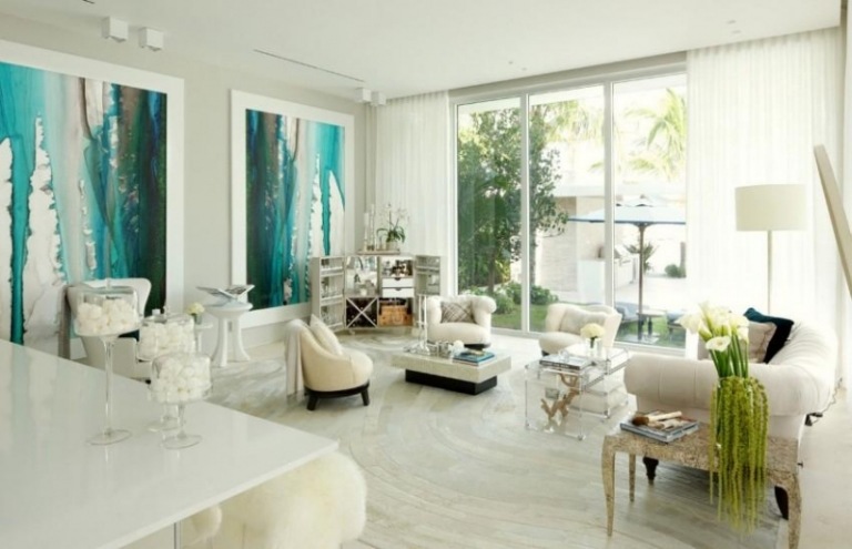 Möbler för vardagsrummet-vita-bilder-stora-turkosa-accenter-fönster vägg-trädgård-stoppade möbler-deco
