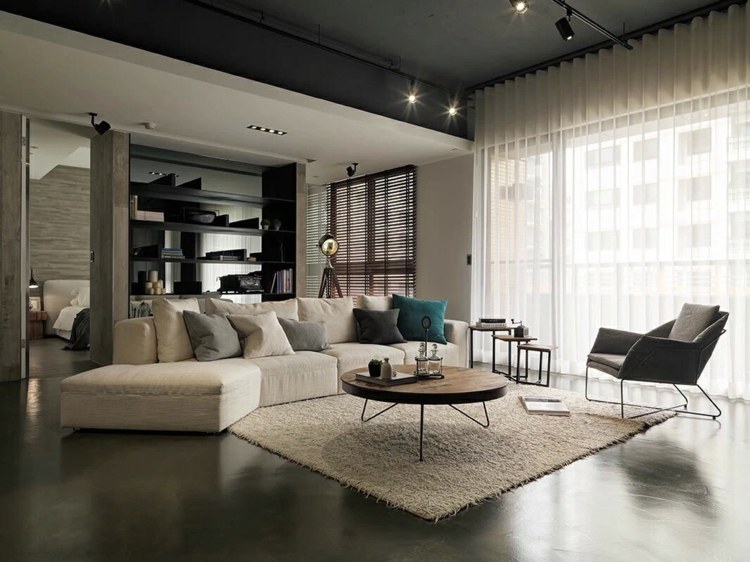 inredning modern asiatisk stil minimalistiska möbler beige djup hög matta