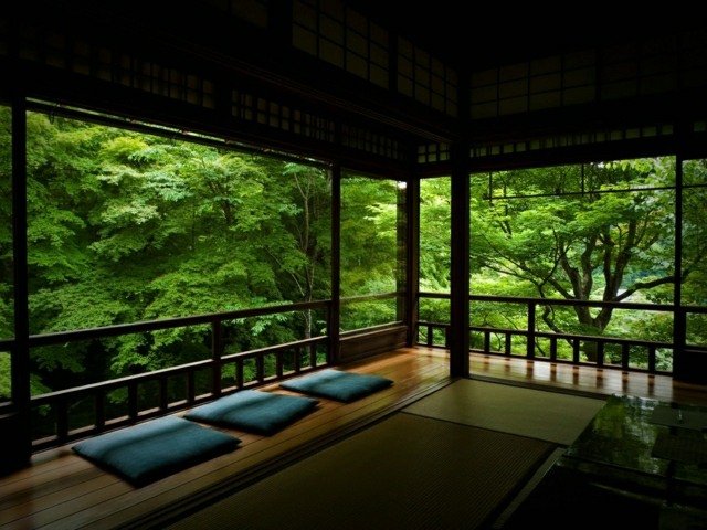täckt zen stil trädgård japanska designidéer