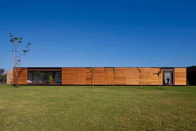 jacobsen arquitetura hus med platt tak brasilien teak fasad