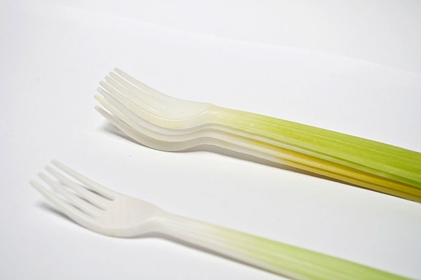 vegetabilisk imitation engångsbestickdesign gjord av bioplast