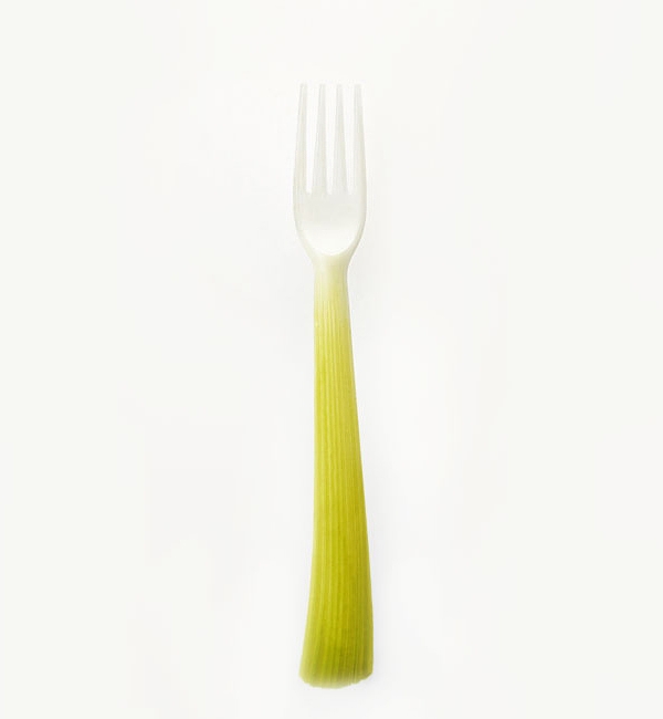 engångsbestickdesign av gaffelselleri gjord av bioplast