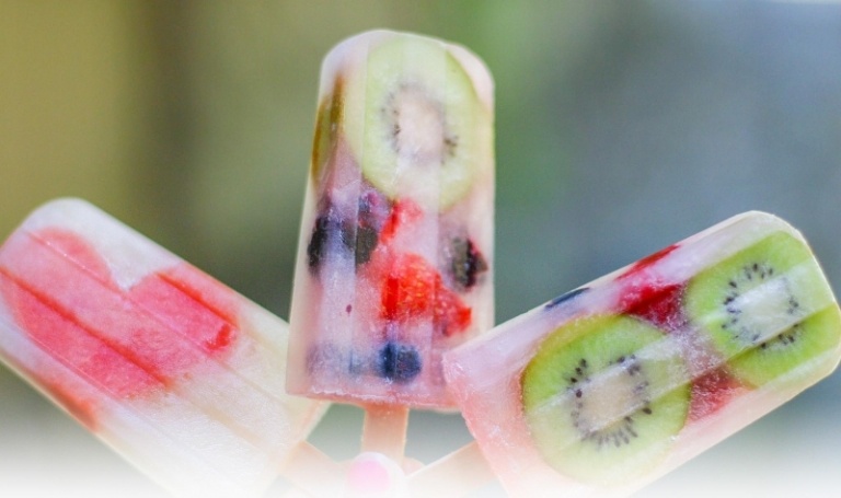 Glass-gör-det-själv-slickepinne-kiwi-vattenmelon