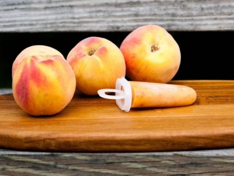 Glass-gör-det-själv-dessert-idéer-frukt-persika