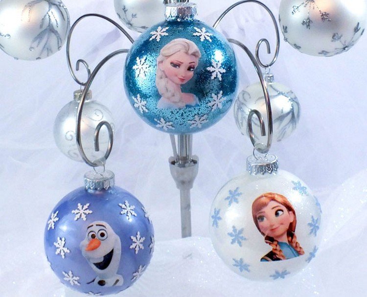 träddekorationer-tinker-jul-is-drottning-jul-bollar-blå-silver
