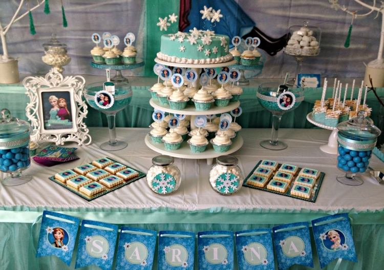 ice queen party dessert bord dekoration cupcakes krans