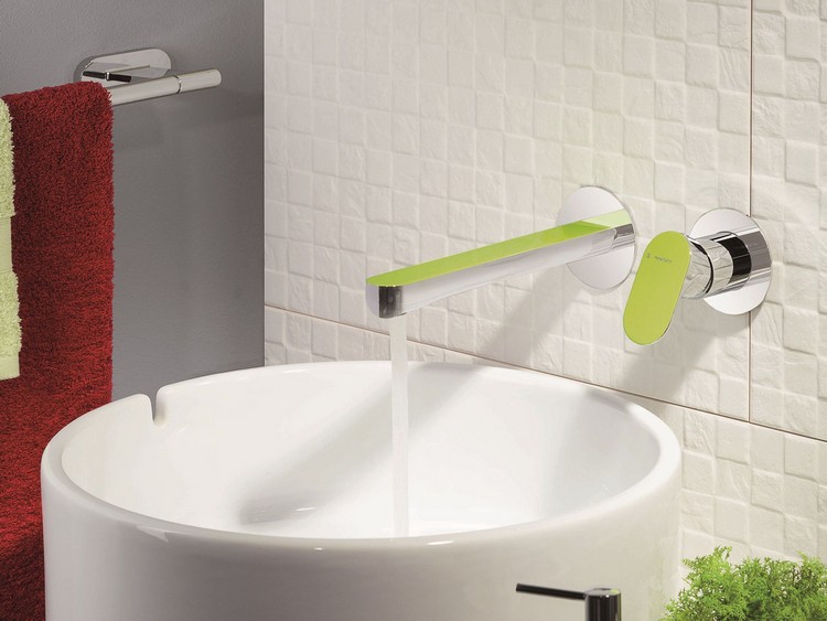 elegant-badrum-inredning-lime-grön-en-spaks-mixer-miljövänlig-linfa