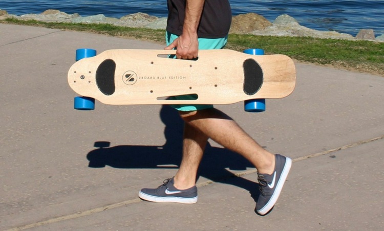 Skateboardhandtag träkonstruktion blå LED -hjul