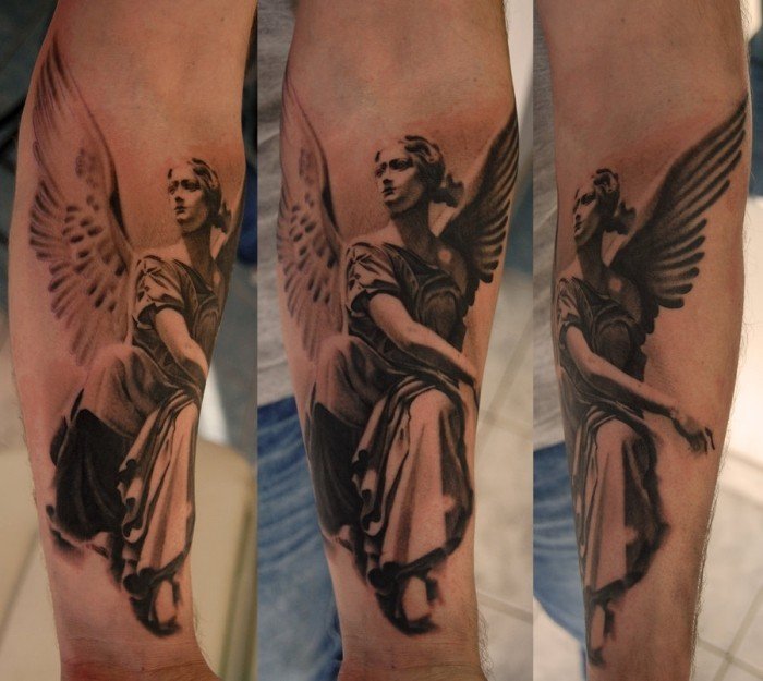 Skyddsängel-tatuering-design-för-ärm-motiv-online