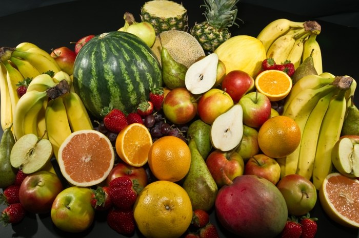 bananer vattenmelon frukt diabetes päron apelsin ananas