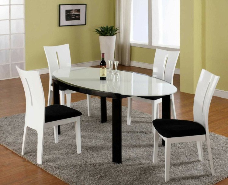 matsal design svart-vit-oval-glas bordsstolar-elegant