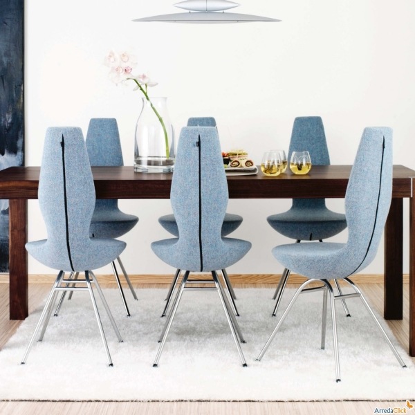 Vardagsrum matplats matbord-stolar utan armstöd