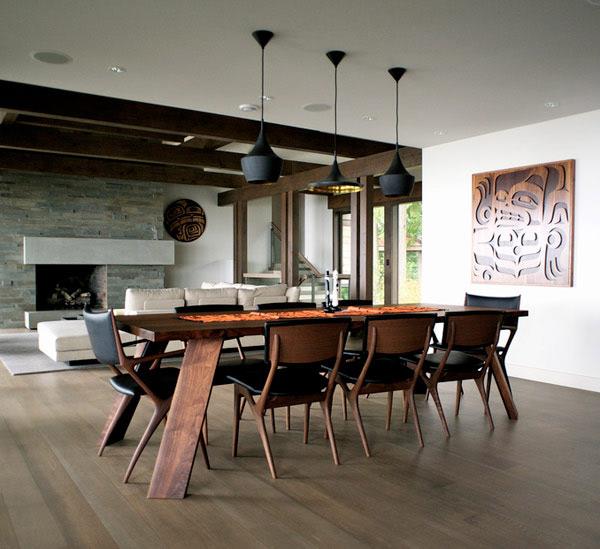matsal modernt trä svart taklampor öppet vardagsrum