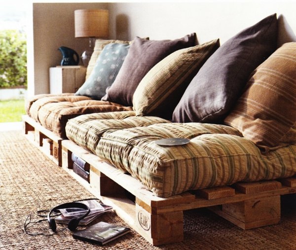 Träpallmöbler-rustik soffa