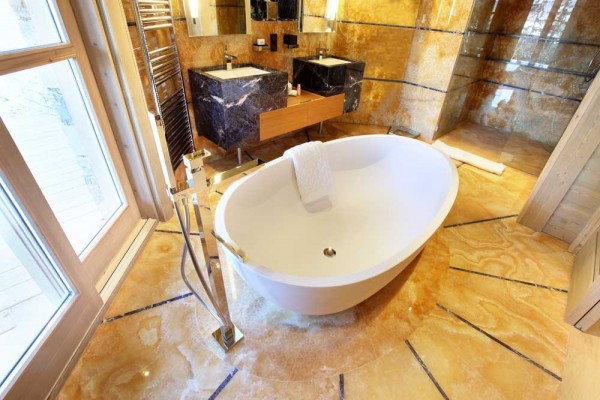 badrumsplattor design Budri Italy - Exklusiva golv- och väggbeklädnader av marmor