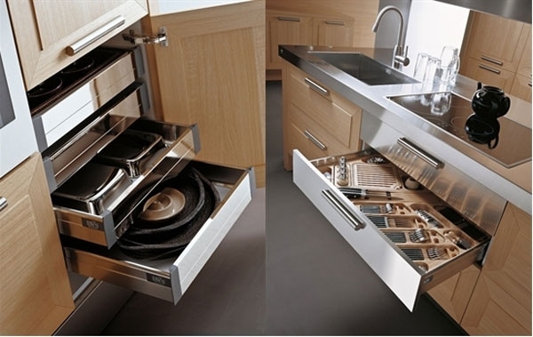 Köksmöbler Utrymmesbesparande lådor i rostfritt stål Design Italien Trendiga möbler