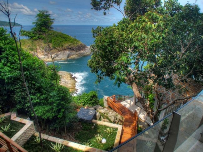 fritidshus i phuket stenar terrasser trappor glasräcken