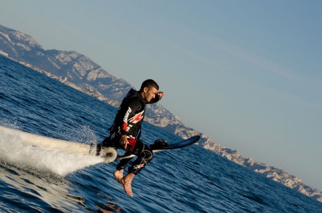 zr-hoverboard-spektakulär-sommar-kul-alternativ-till-vattensporter