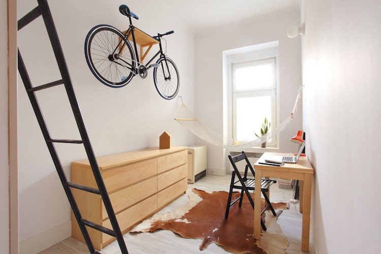 cykelställ-vägg-tak-hög-hängmatta-modern-ungdomlig