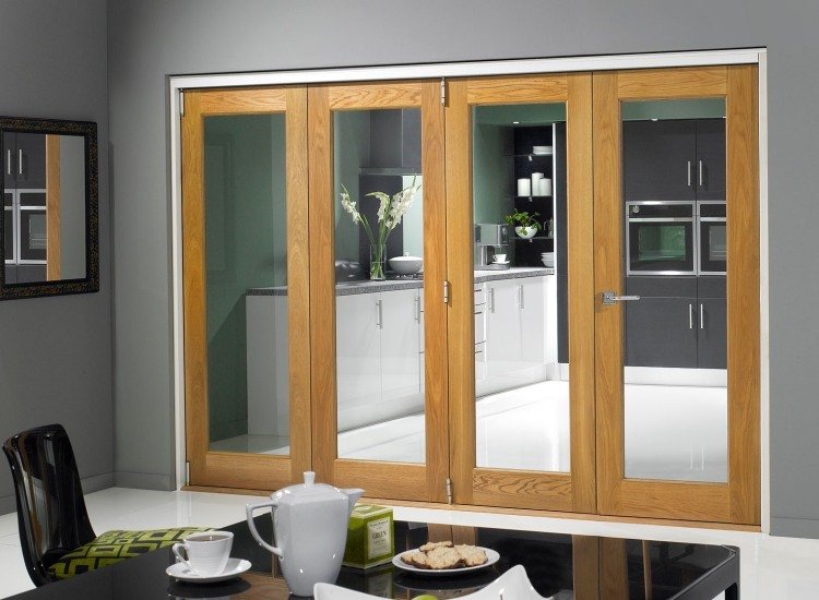 vik-dörr-inre-rum-avdelare-träram-glas-kök-matsal-grå-väggfärg