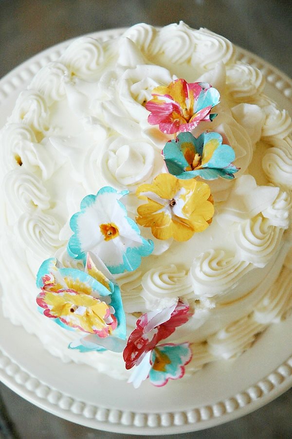 Födelsedagstårta dekorera tårtpapper blommor handmålade barnkalas