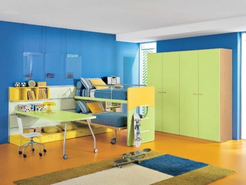 färgglada-barnrum-möbler-blå-grön-gul
