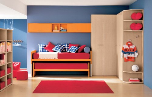 färgglada barnrum-möbler-utdragbara sängar-ljust trä