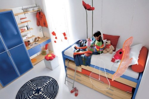 kompakt barnrumsmöbler loftsäng