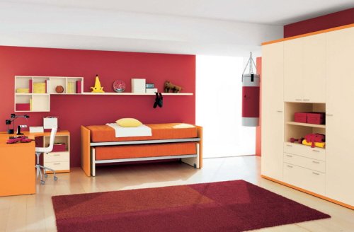 färgglada-barnrum-möbler-bärfärgade