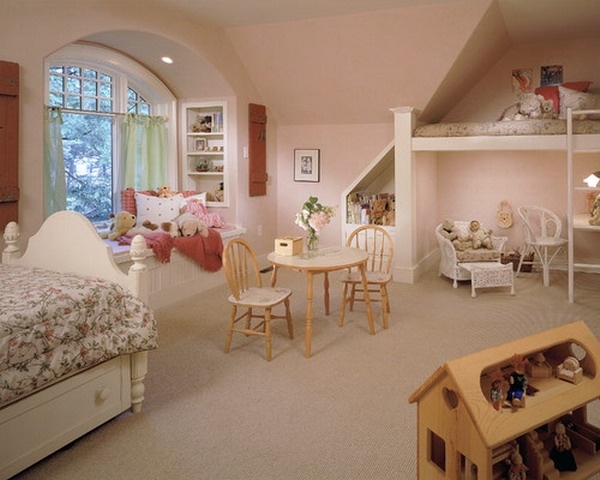 traditionell-barn-rum-rosa-flicka-design