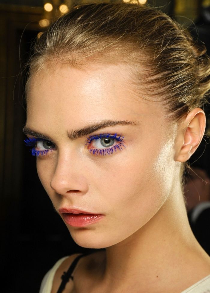 blå-mascara-cara-delevigne-Stella-McCartney-FW12