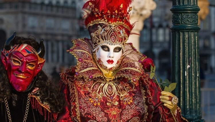 karnevalskostymer för kvinnor röd-guld-färg-mask-venetiansk-huvudbonad