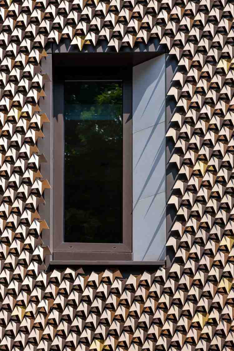 Fasadbeklädnad-metall-aluminiumfönster