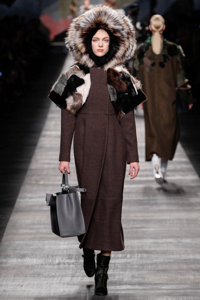 fendi-mode-höst-2014-lång-päls-päls-huva