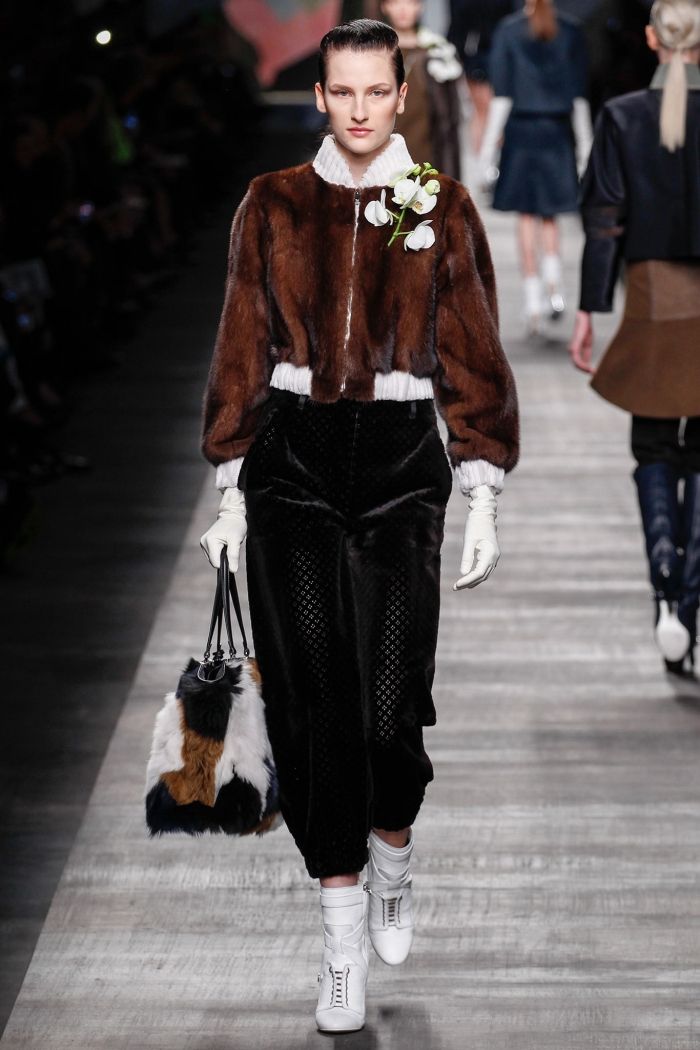 fendi-mode-höst-2014-kort jacka-päls-trimmad-brun