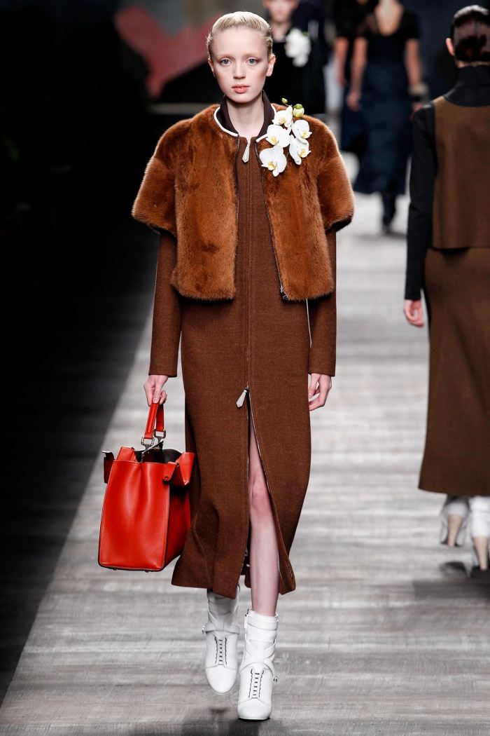 fendi-mode-höst-2014-kort-brun-päls-väst