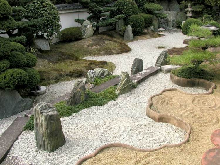Feng Shui trädgårdsdesign vit-beige-sand-cirkel-mönster-former