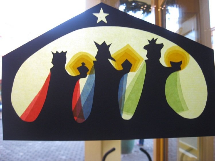 fönsterbilder för jul färgglada pergament heliga tre kungar jesus