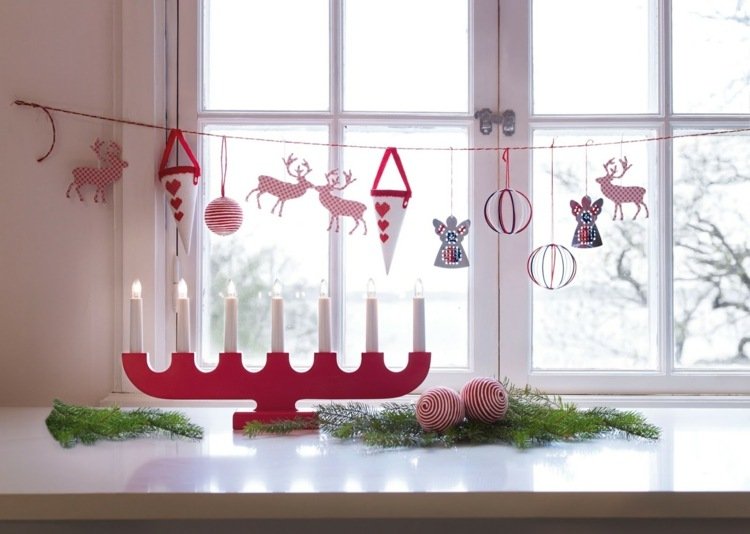 fönster dekoration tinker krans diy julfigurer ren vintergröna