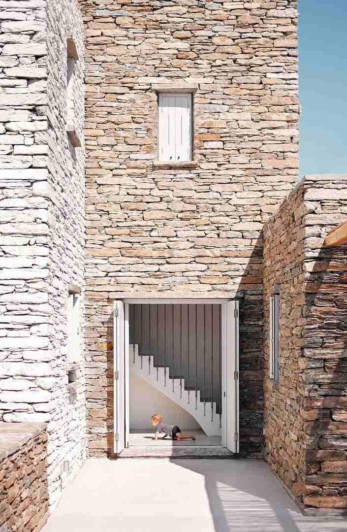 natursten fasad-tillgång-terrass-vik-dörrar