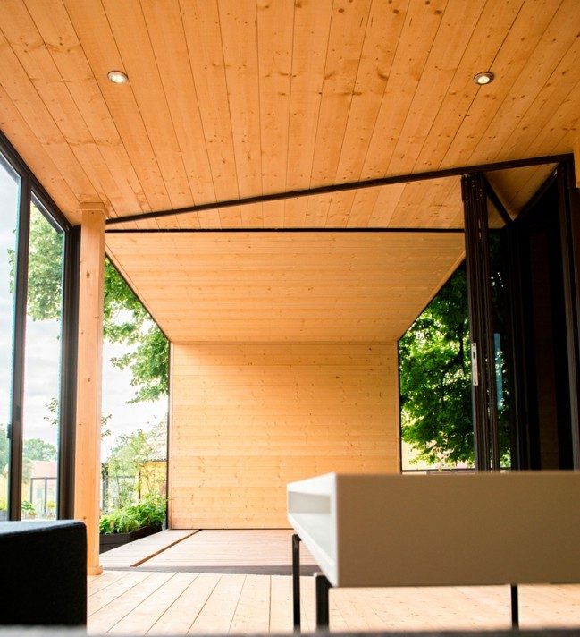 Skyddande tak trä terrass prefabricerade hus design idé