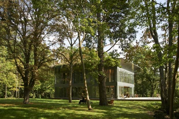 prefabricerade hus design gräsmatta trädgård design natur starck