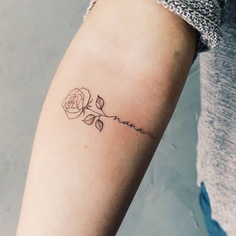 Rose tatuering design för kvinnor finelihe tatuering idéer överarm