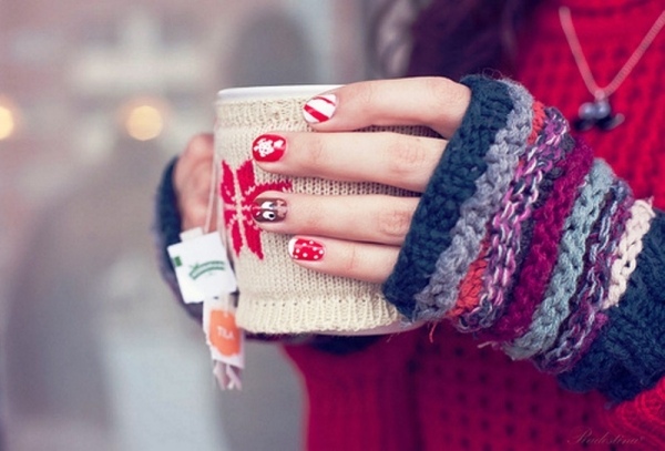 Fingernails-Design-Winter-Christmas-DIY-Red-White-Nail-Art-Ideas