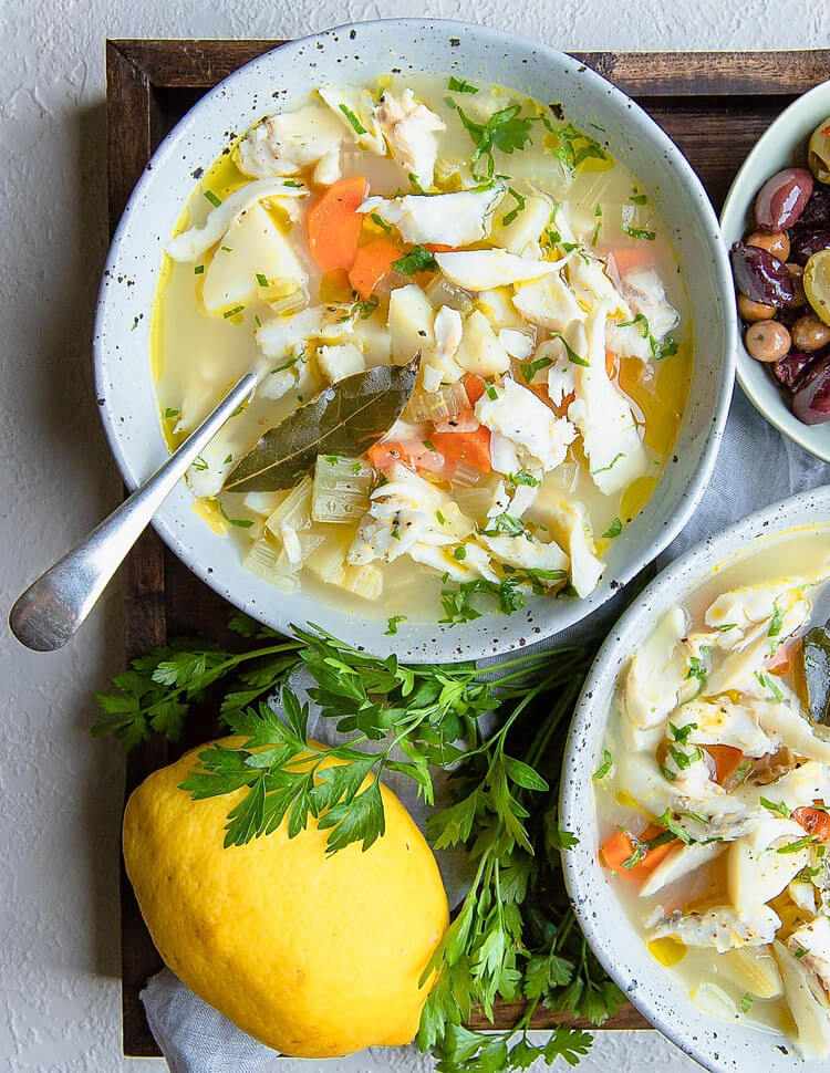 Fisksoppa med grönsaker klart enkelt och snabbt grekiskt recept