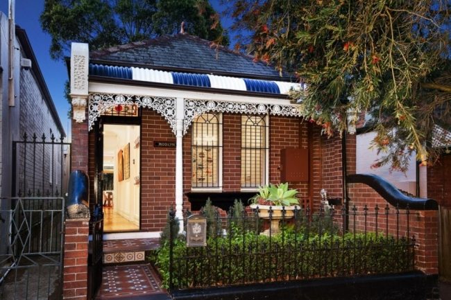 Traditionellt hus-Sydney ärftligt hus-tegelvägg fram-Rolf Ockert-Design Australien